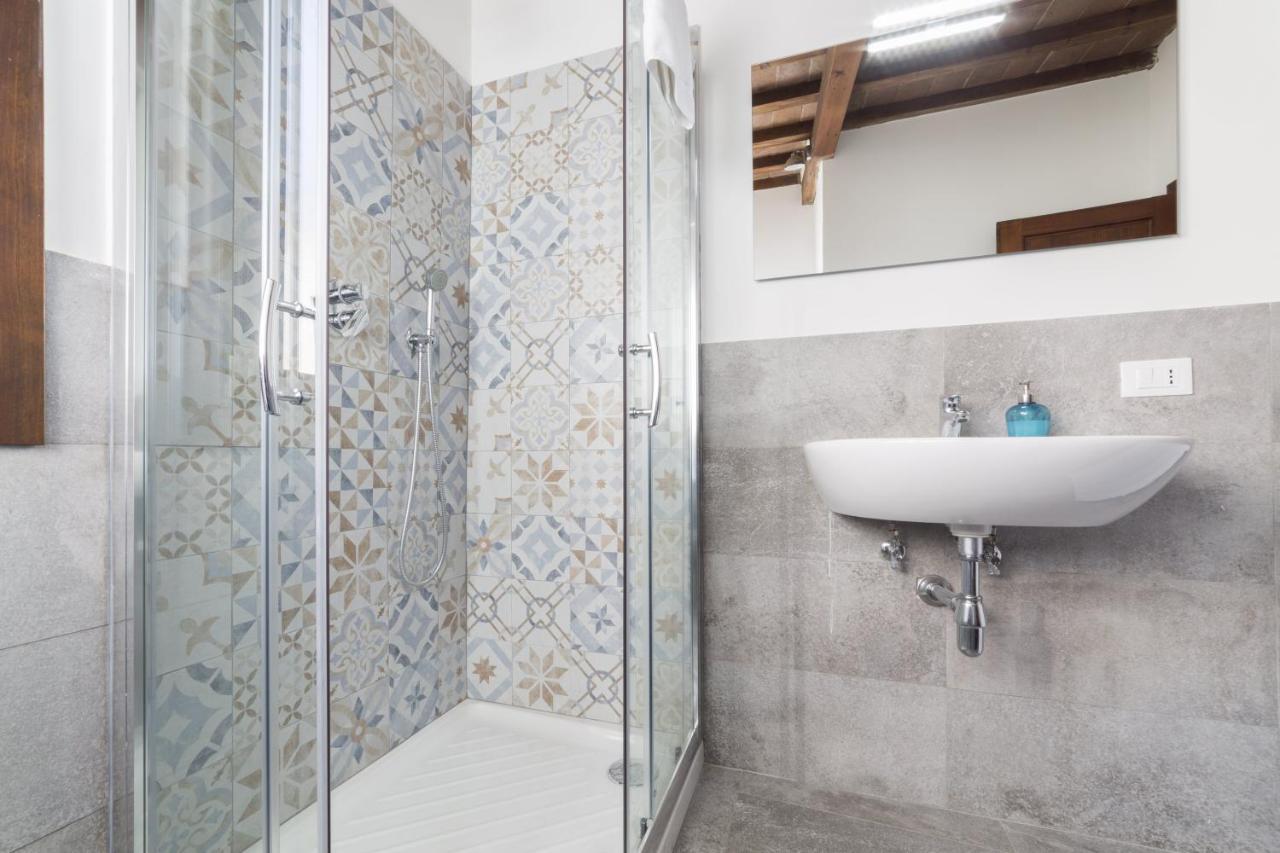 Authentic Flat In The City Center Florence Exterior photo